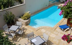 Logis Hotel Au Tambour